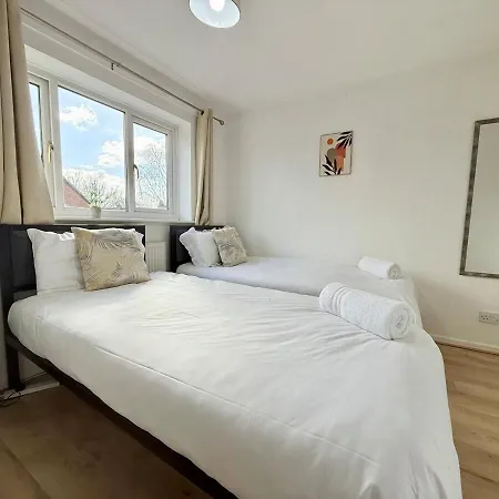 Hébergement de vacances Winsbury Way 3 Bedroom Long