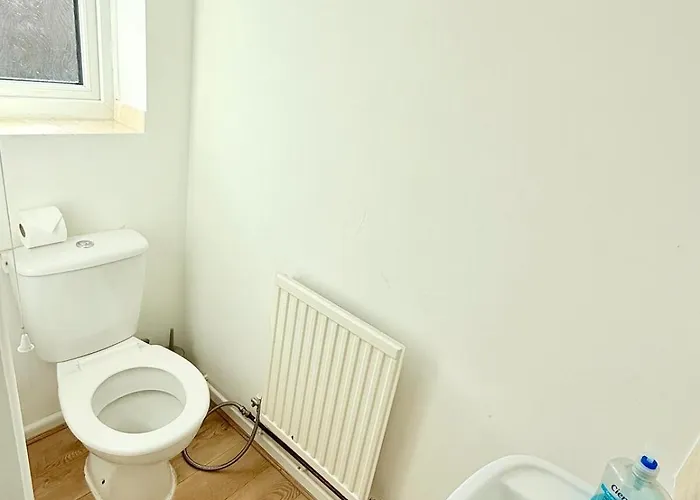 Winsbury Way 3 Bedroom Long Casa vacanze *