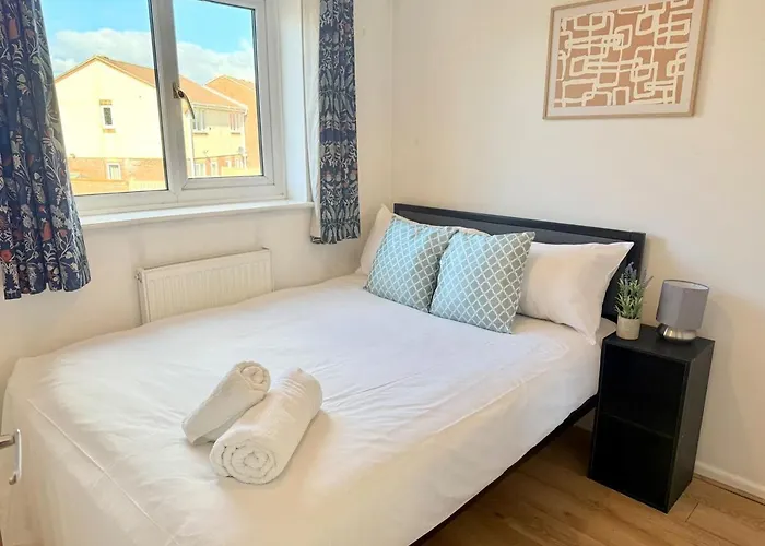 Winsbury Way 3 Bedroom Long Feriehus Bristol